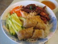 Vermicelli Noodle Bun with grilled chicken